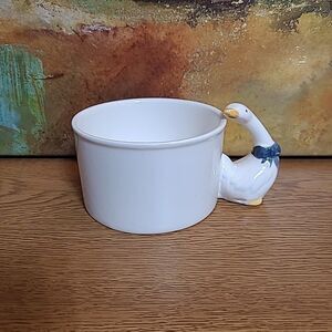 Vtg House of Lloyd Goose Handle Soup Bowl Hand Painted Ceramic 1988 READ